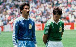 Pablo Larios y Javier Aguirre en el Mundial de México 1986
